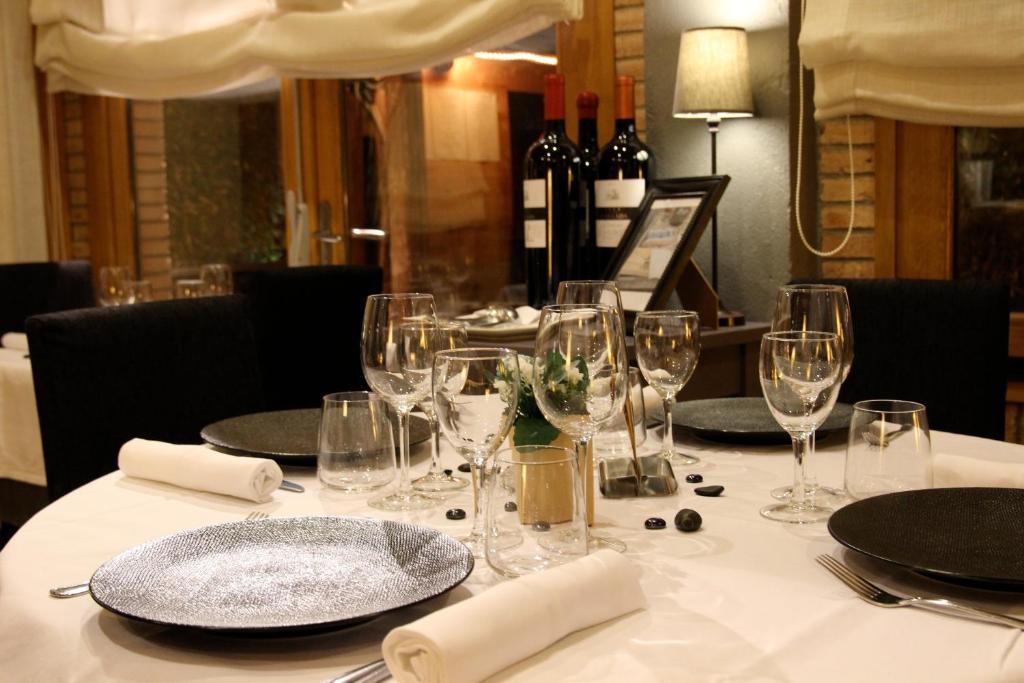 Hotel La Placa การ์ริเกญา ภายนอก รูปภาพ