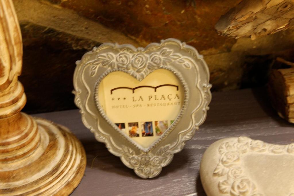 Hotel La Placa การ์ริเกญา ภายนอก รูปภาพ